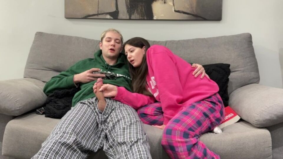Verified Amateurs featuring Sugary Kitty's jerk off action Free Porn Videos | BestPornHubs.
