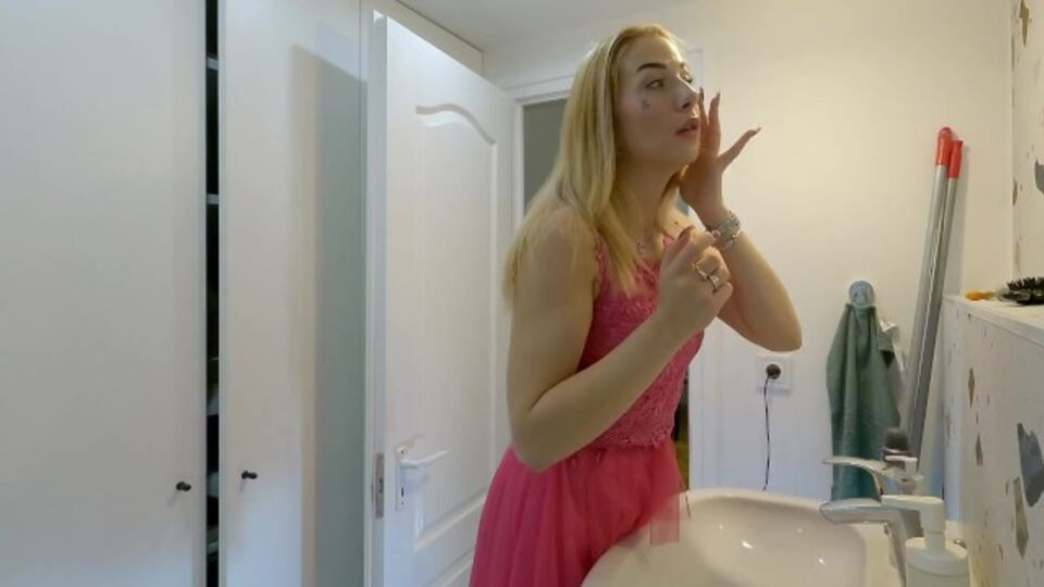 Bird's leons tv clip by No Panties TV Free Porn Videos | BestPornHubs.