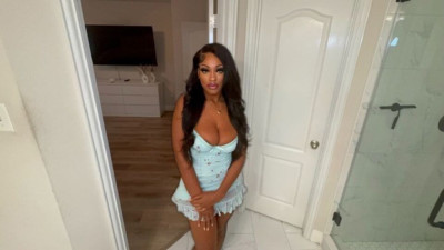 Stupefying Gina WAP's pov blowjob porn