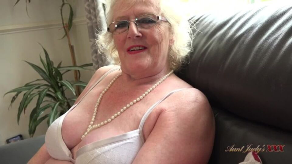 Claire's gilf sex by Aunt Judys XXX Free Porn Videos | BestPornHubs.