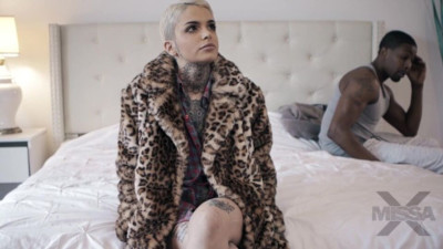 Watch notable Kristen Scott and Isiah Maxwell's sex