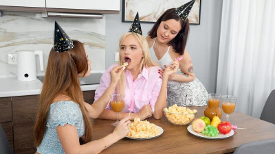Beauty Angels - lingerie porn
