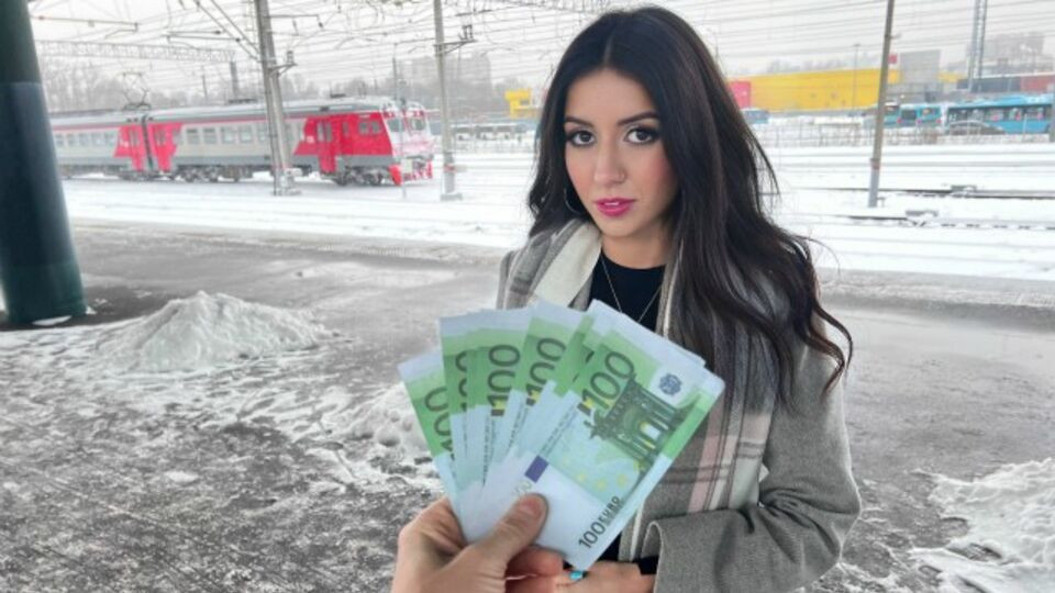 Romantic DisDiger's for money sex Free Porn Videos | BestPornHubs.