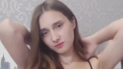 Squeaky GF's brown hair trailer
