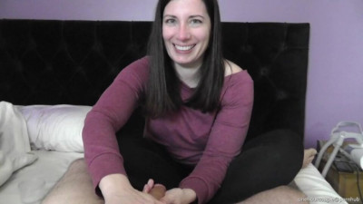 Verified Amateurs featuring onehourcouple's cumshot scene