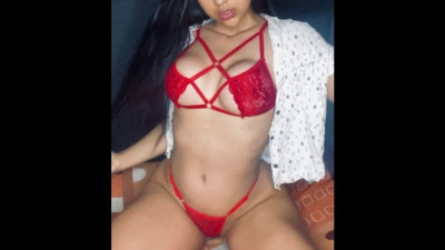 Watch attractive Alexapuntocom's video