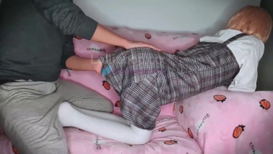 Skinny girl sex with delicate Lolliepopxxx from Verified Amateurs Free Porn Videos | BestPornHubs.