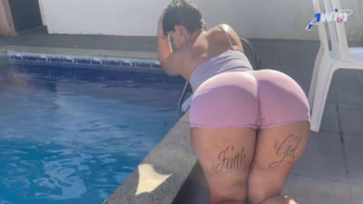 Fadynha's huge ass porn