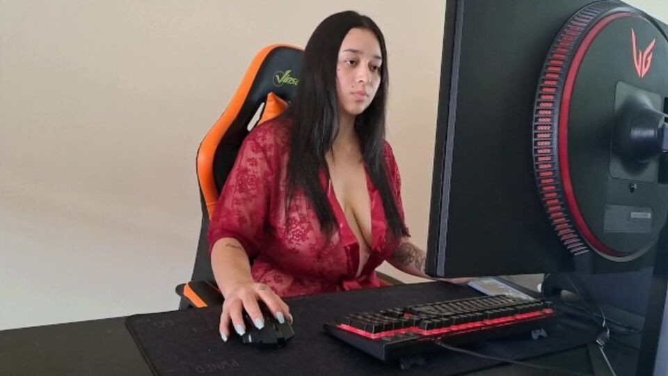 Watch rosy Miss Squirting's trailer Free Porn Videos | BestPornHubs.