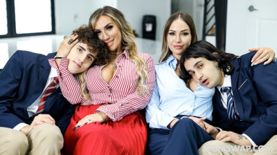 Desiree Dulce and Mia James's curvy dirt by Mom Swap