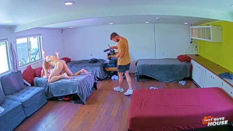 Delicious Sophia Sterling's medium size tits movie Free Porn Videos | BestPornHubs.