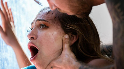 Easy-on-the-eyes Lyra Law's teen (18+) action