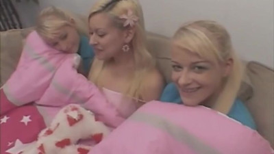Premium GFs - blondes smut