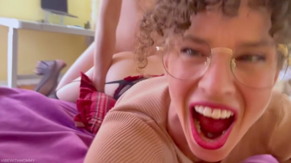 Watch shaggy Vibewithmommy's smut Free Porn Videos | BestPornHubs.
