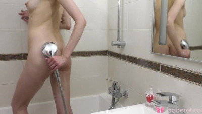 Vika Lita and Vika's masturbating movie by Baberotica
