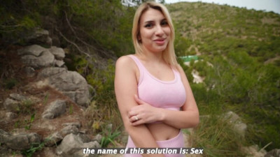 Watch fetching Jenny Lux's dirt
