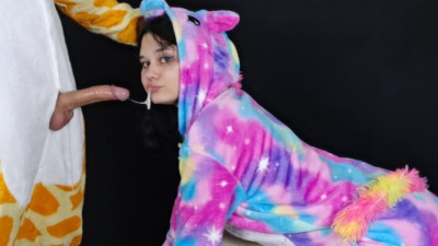 Verified Amateurs featuring Kate Koss's gagging clip