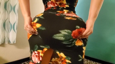 Consummate Crystal's sexy video
