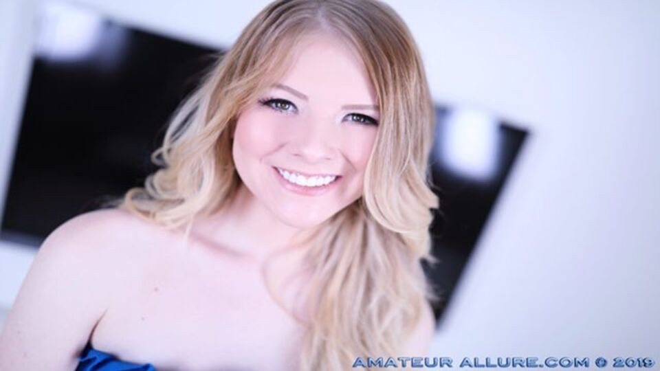 Superb Shey Holmes - porn debut trailer - Amateur Allure Free Porn Videos | BestPornHubs.