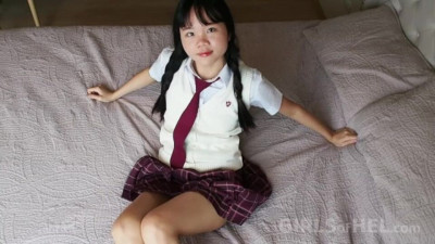Tempting Baebi's asian clip