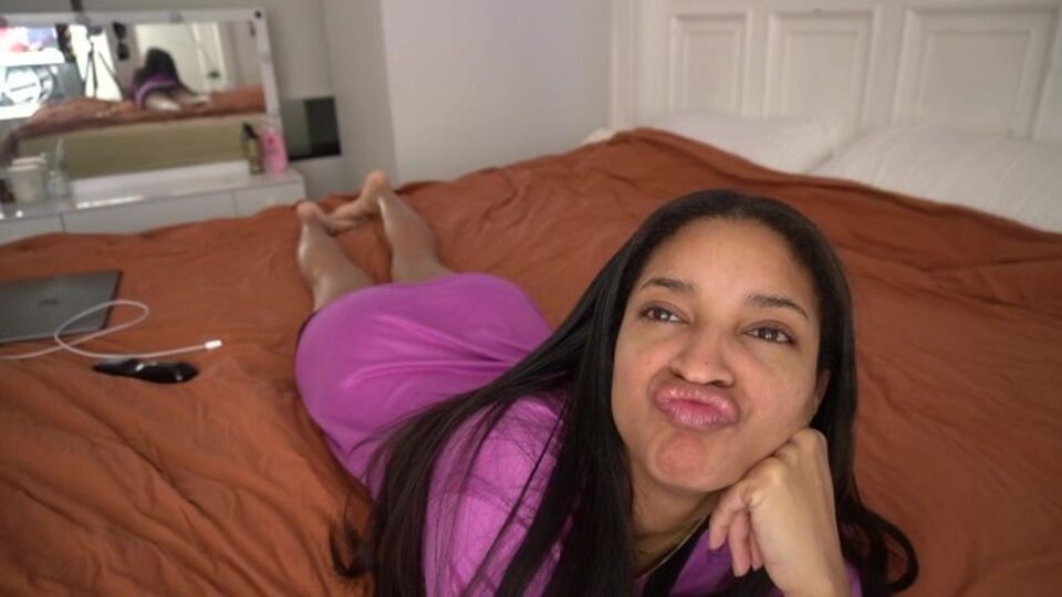 Big booty scene with fairly Foxybrown2025 from Verified Amateurs Free Porn Videos | BestPornHubs.