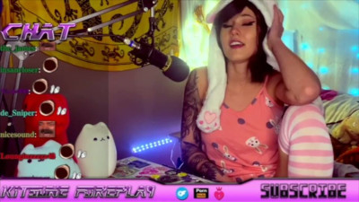 Watch exciting KitsuneForeplay's clip